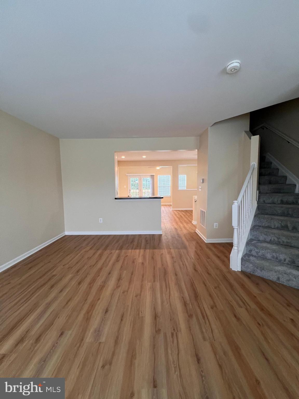 WINDMILL CROSSING - Residential Lease