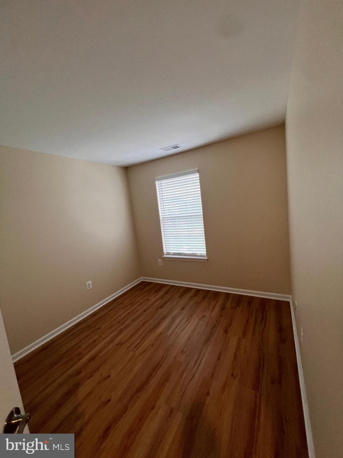 WINDMILL CROSSING - Residential Lease