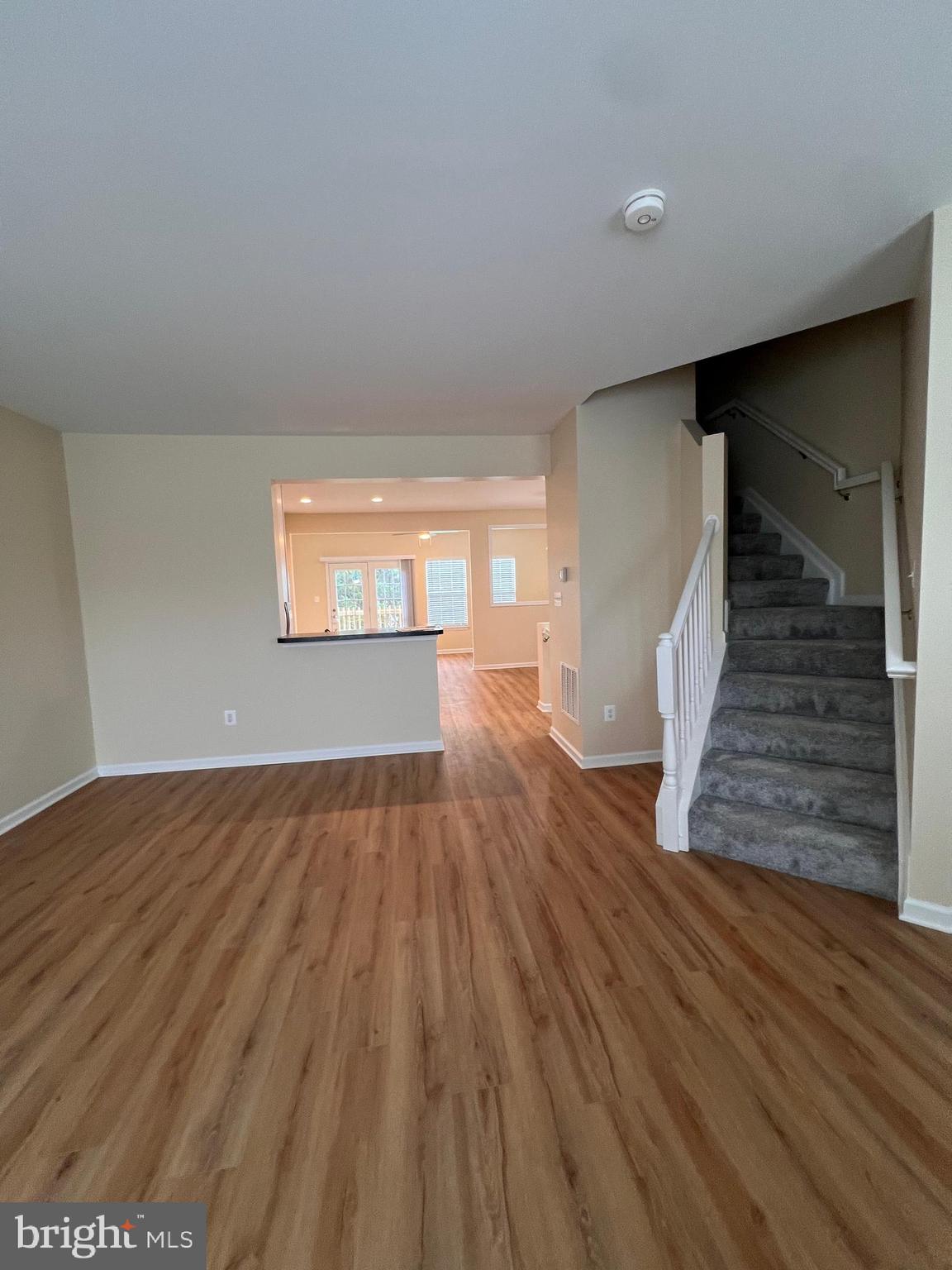 WINDMILL CROSSING - Residential Lease