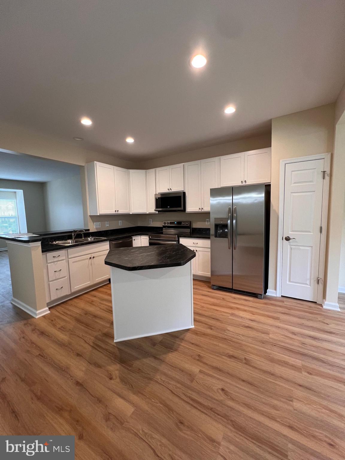 WINDMILL CROSSING - Residential Lease