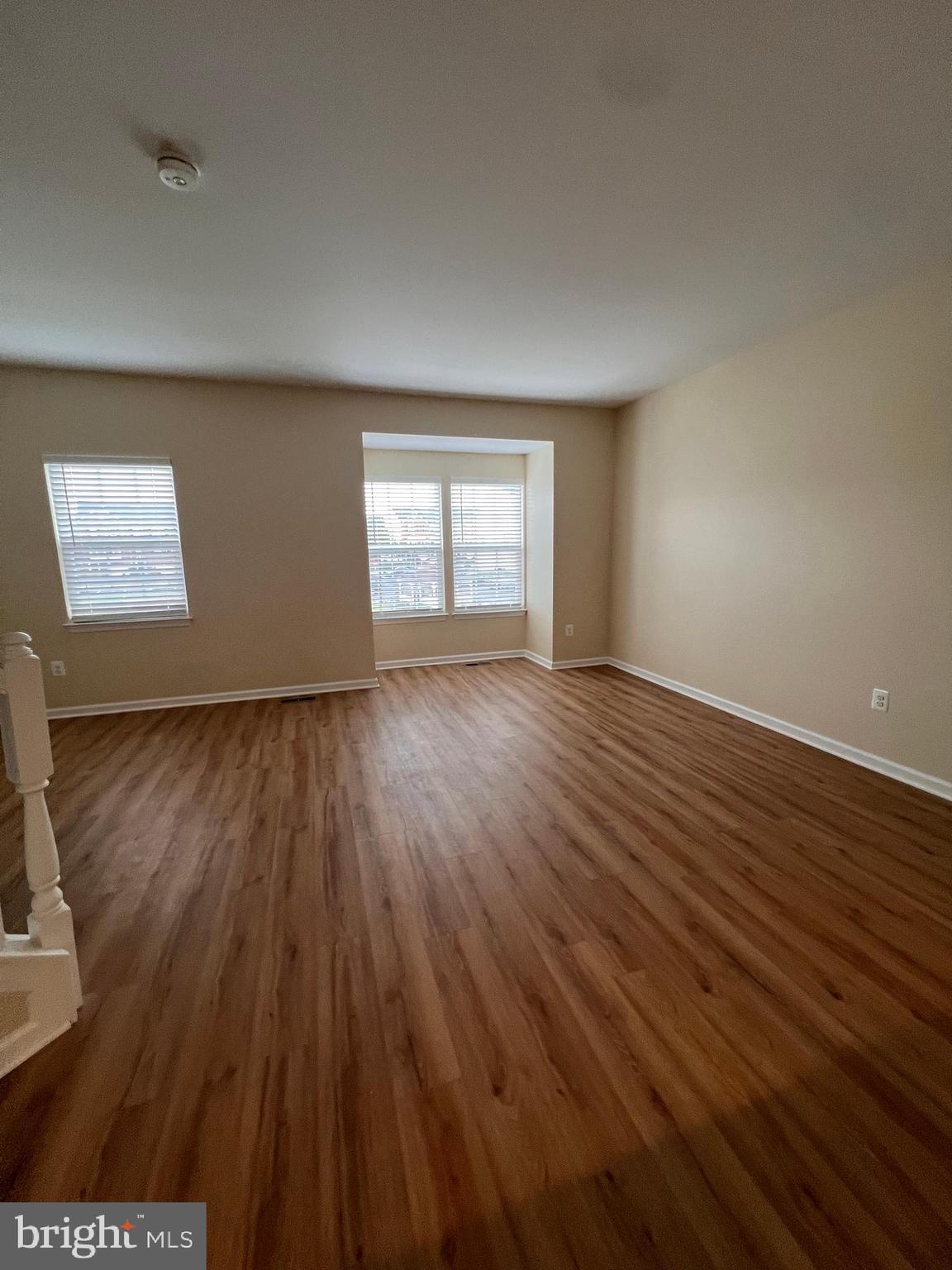 WINDMILL CROSSING - Residential Lease