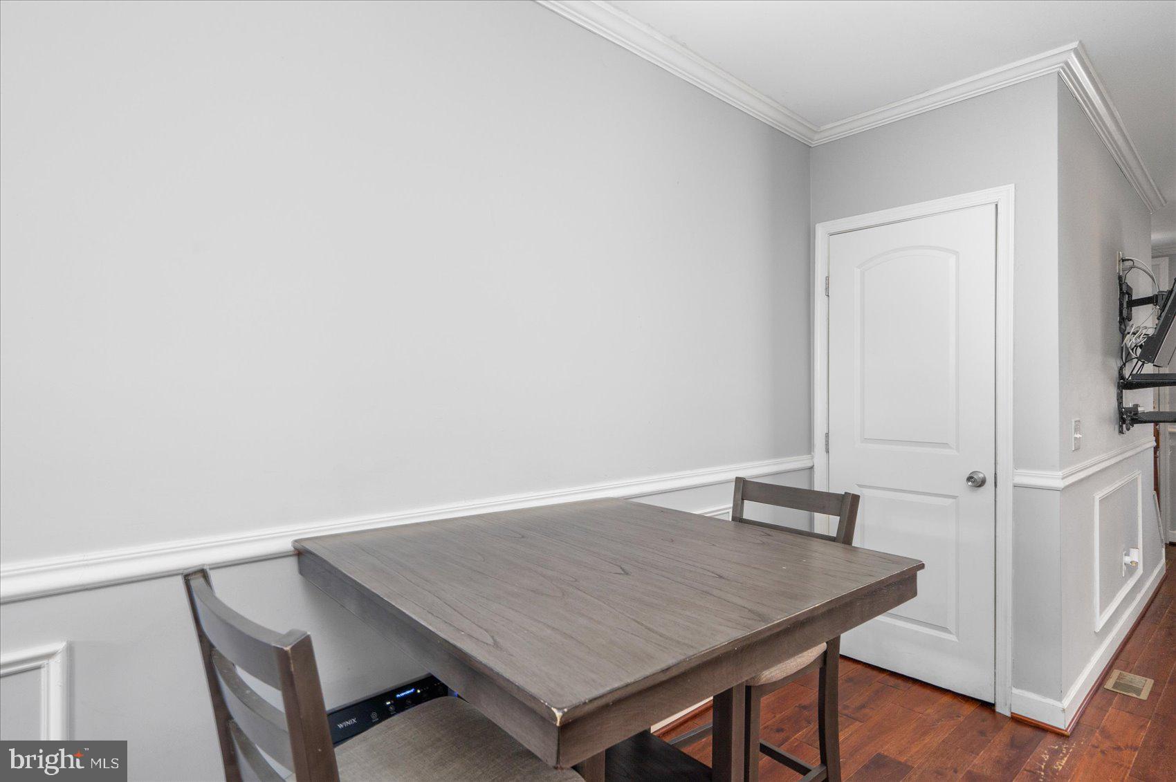 WASHINGTON VILLAGE - Residential