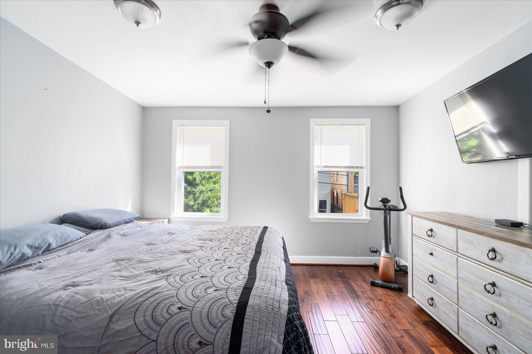 WASHINGTON VILLAGE - Residential