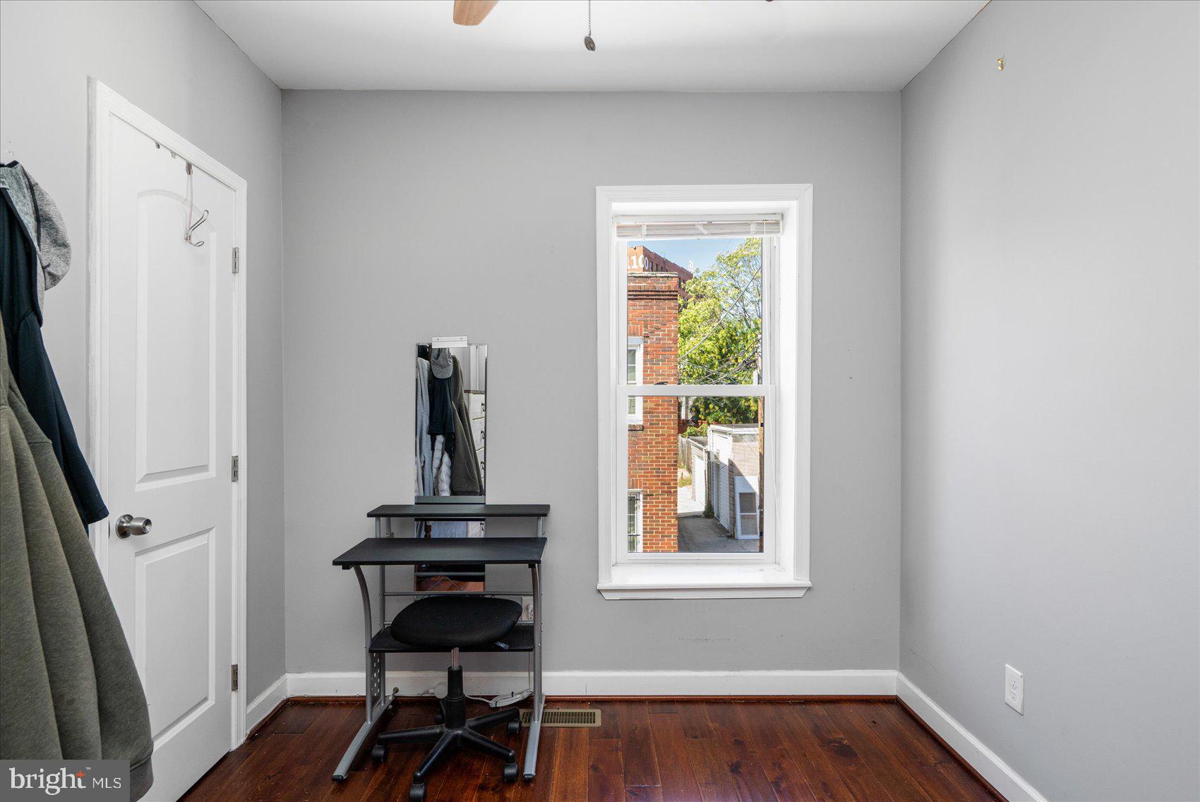 WASHINGTON VILLAGE - Residential