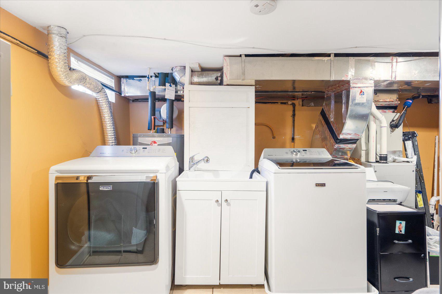 WASHINGTON VILLAGE - Residential