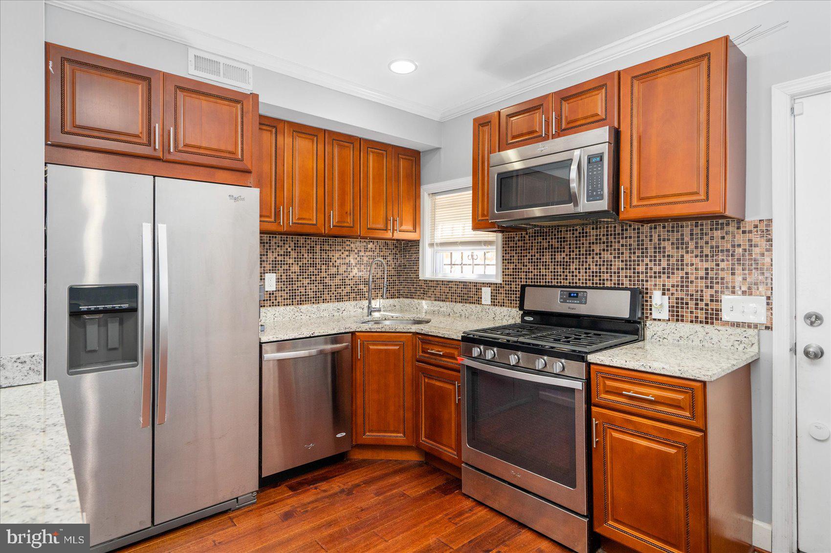 WASHINGTON VILLAGE - Residential