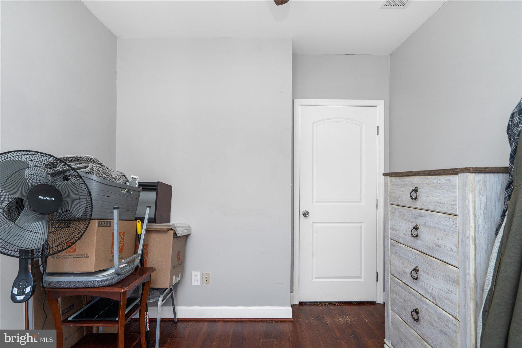 WASHINGTON VILLAGE - Residential