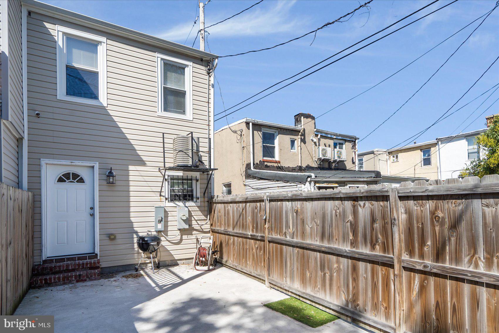 WASHINGTON VILLAGE - Residential