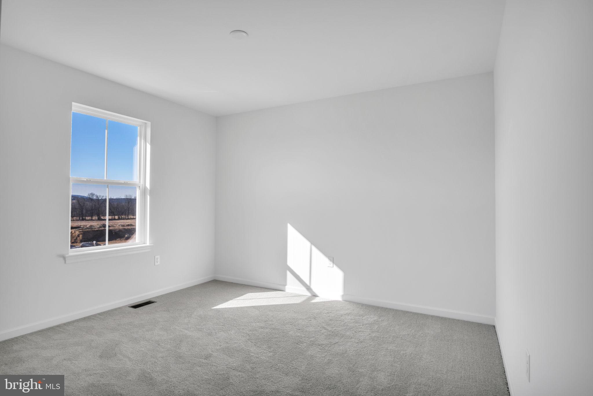 AUTUMN CHASE - Residential