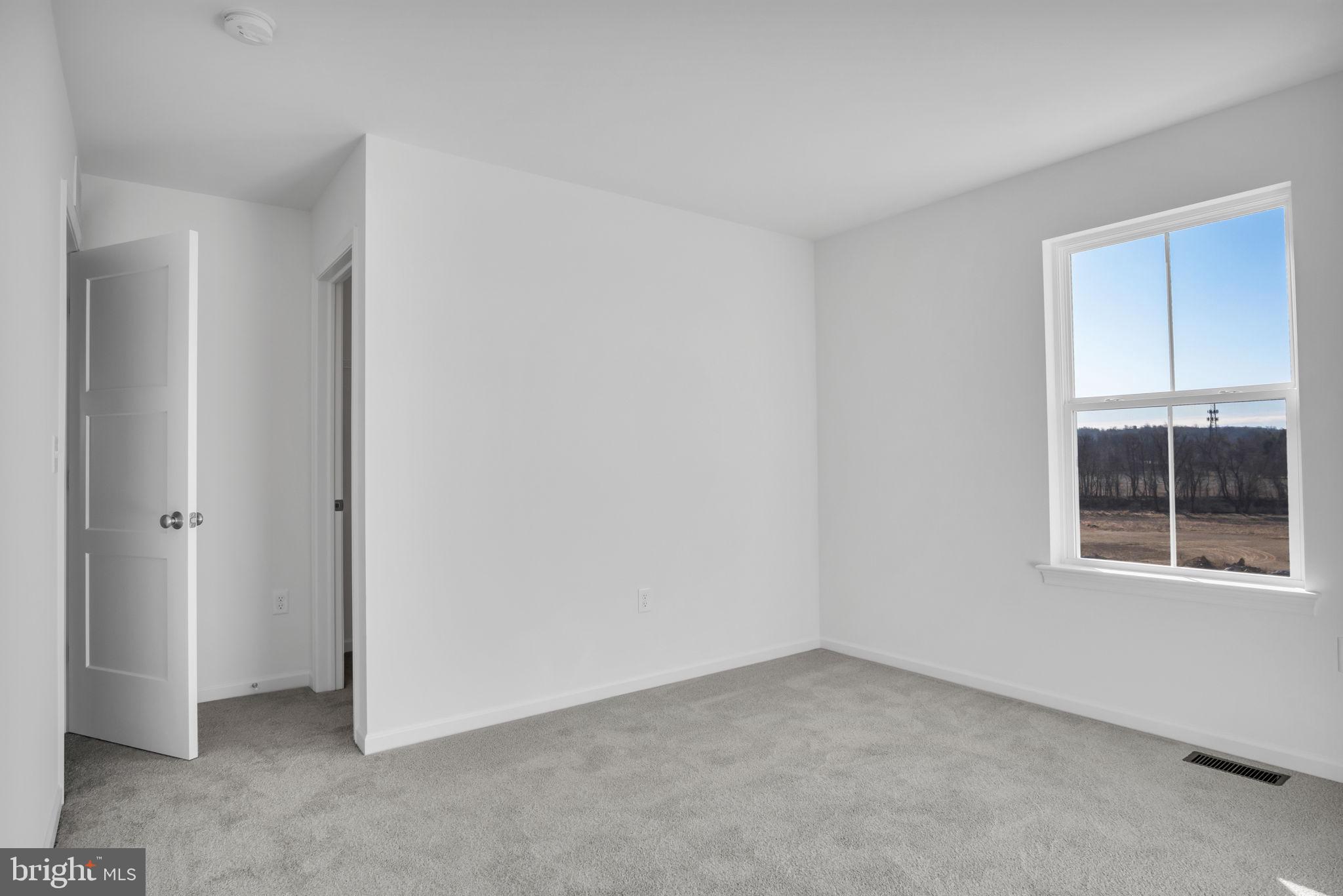 AUTUMN CHASE - Residential