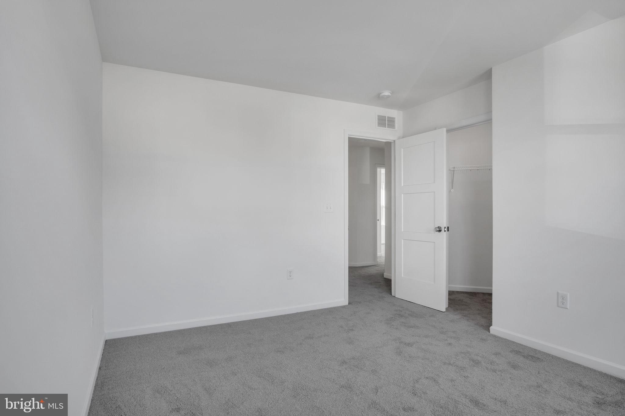 AUTUMN CHASE - Residential