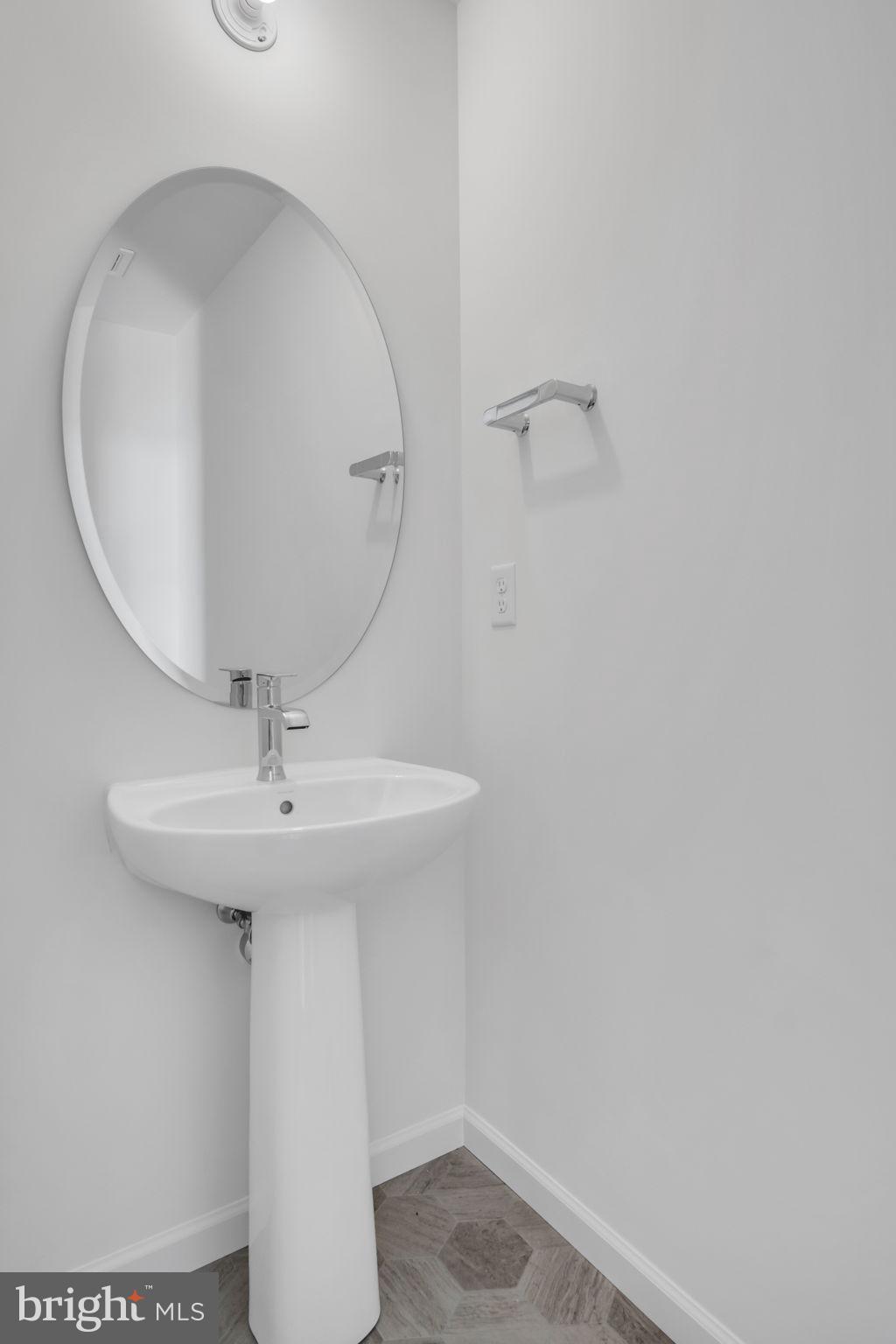 AUTUMN CHASE - Residential