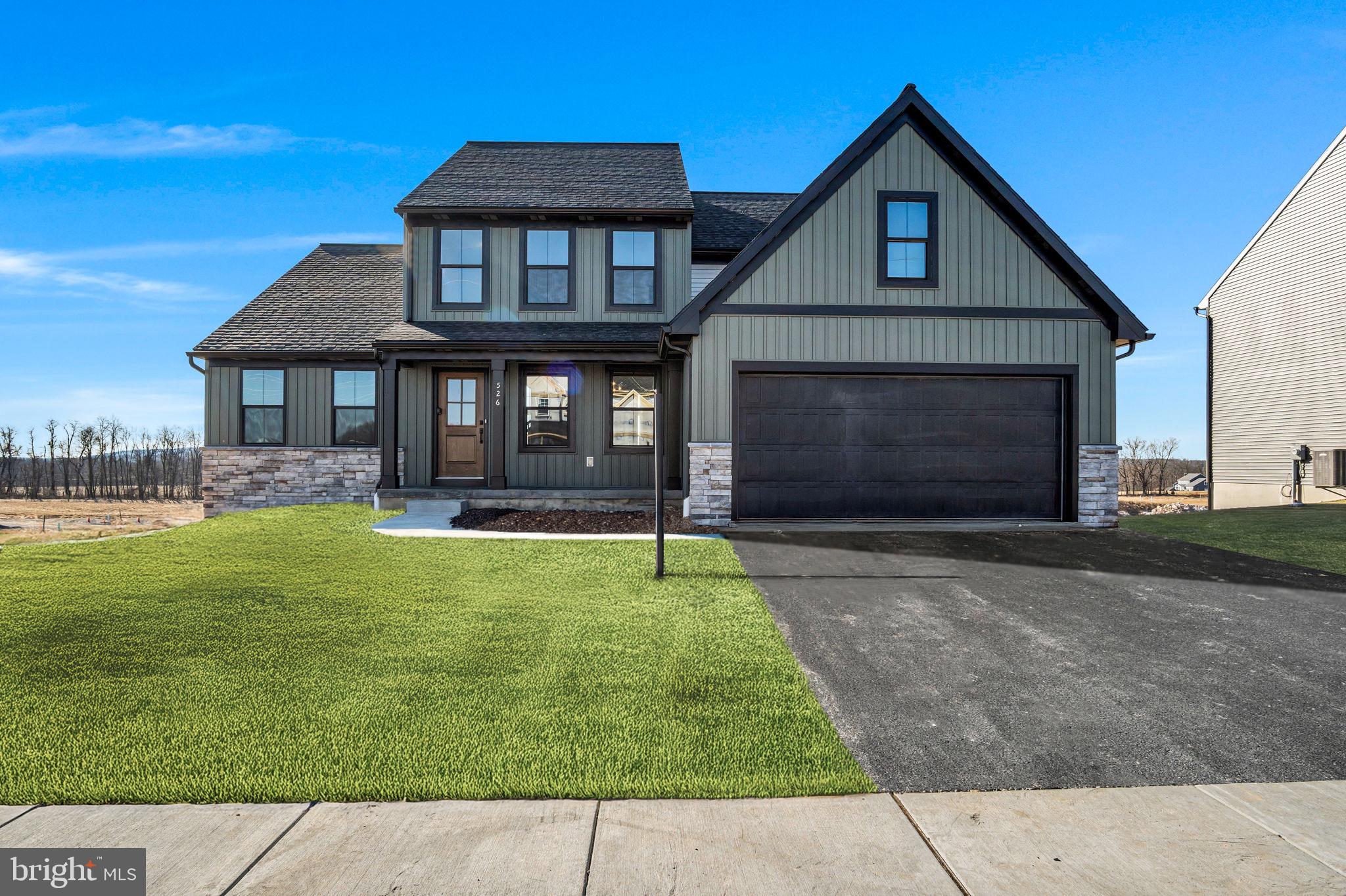 AUTUMN CHASE - Residential