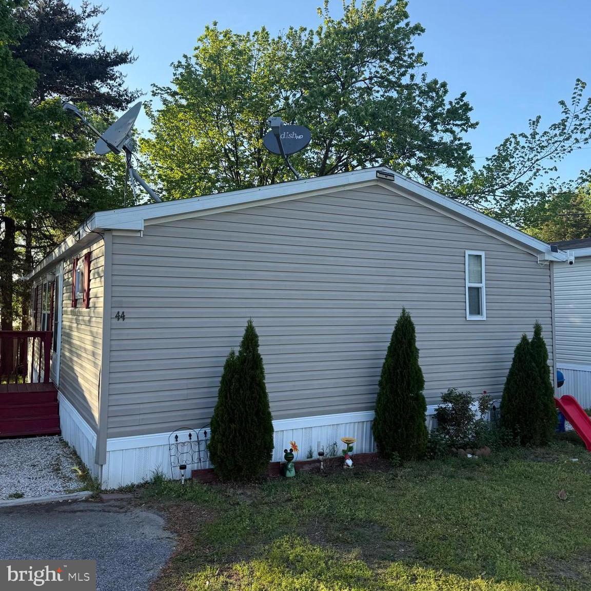 44 CHESAPEAKE MOBILE CT