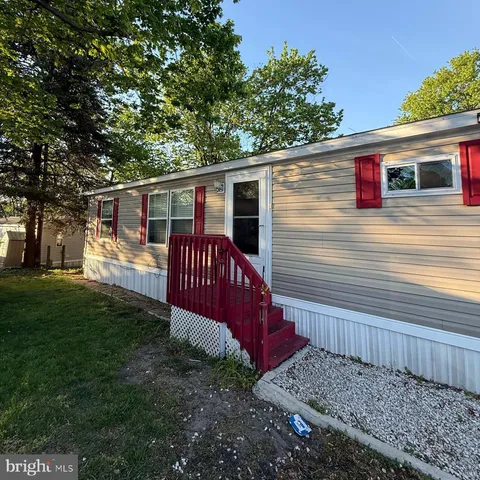 44 Chesapeake Mobile Ct, Hanover, MD MLS: MDAA2113578