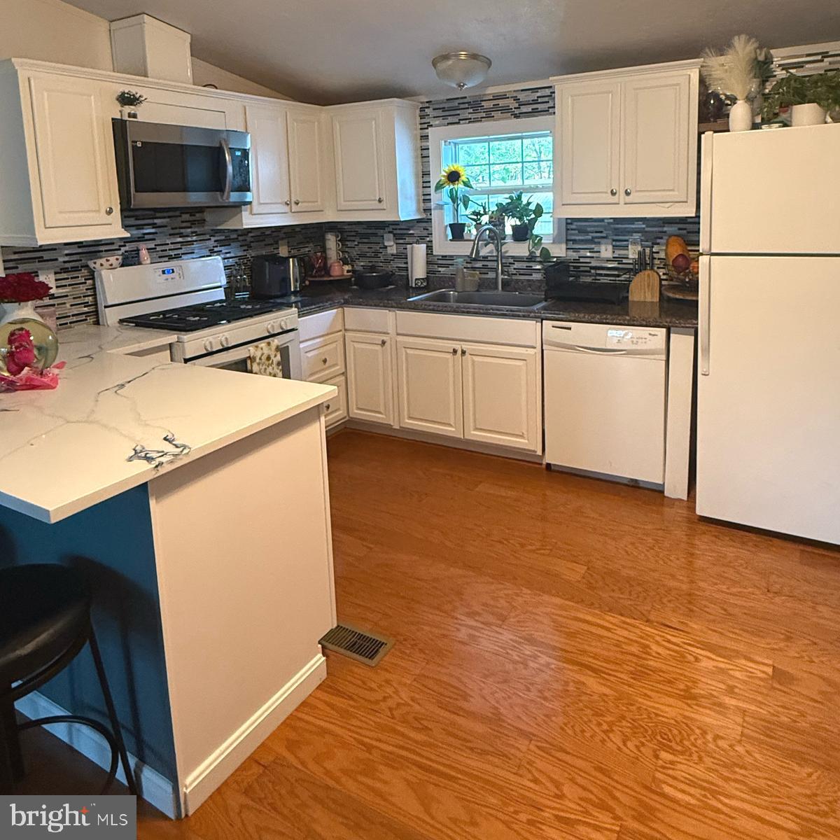 44 CHESAPEAKE MOBILE CT