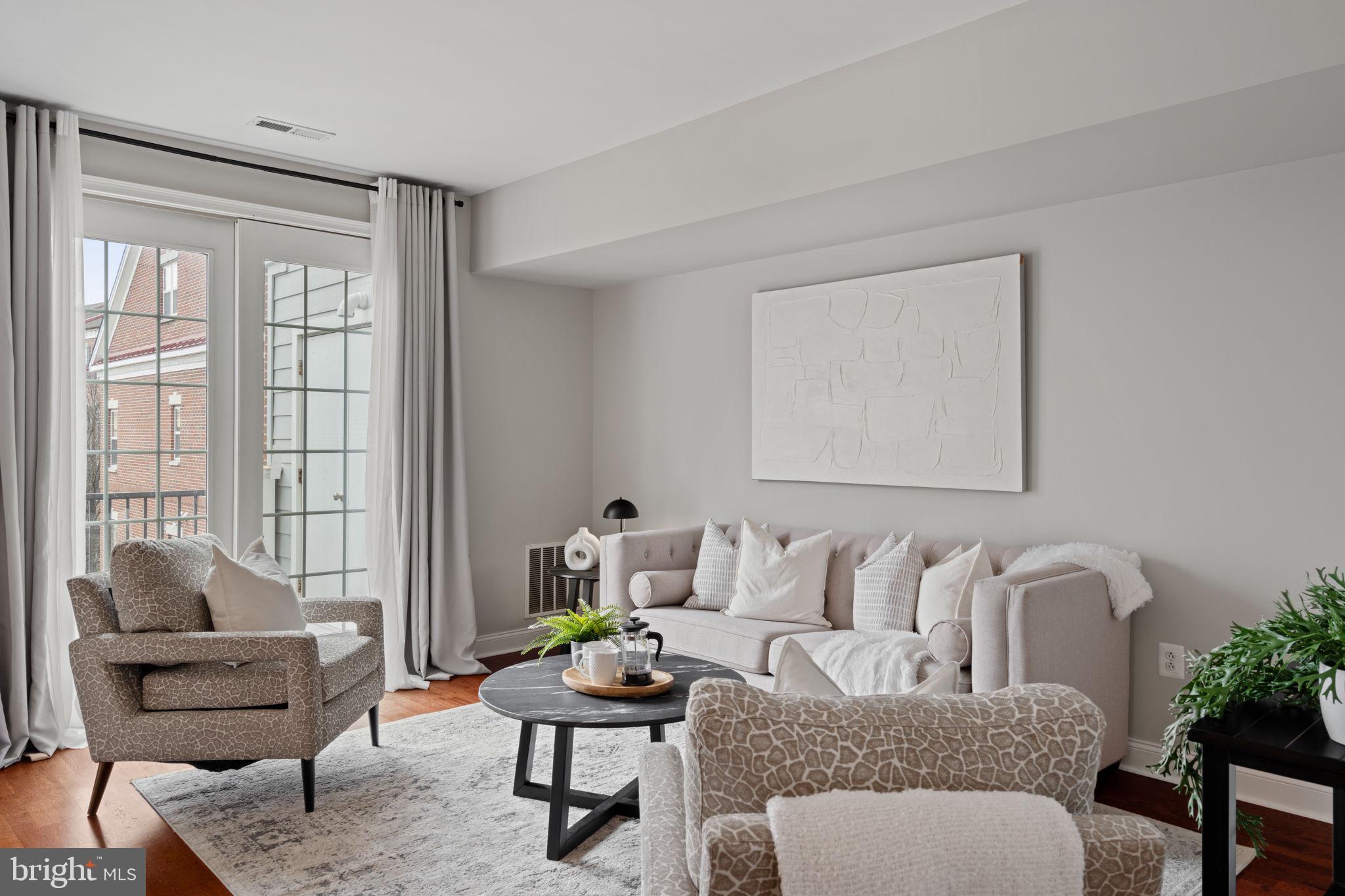 PHILADELPHIA - Residential