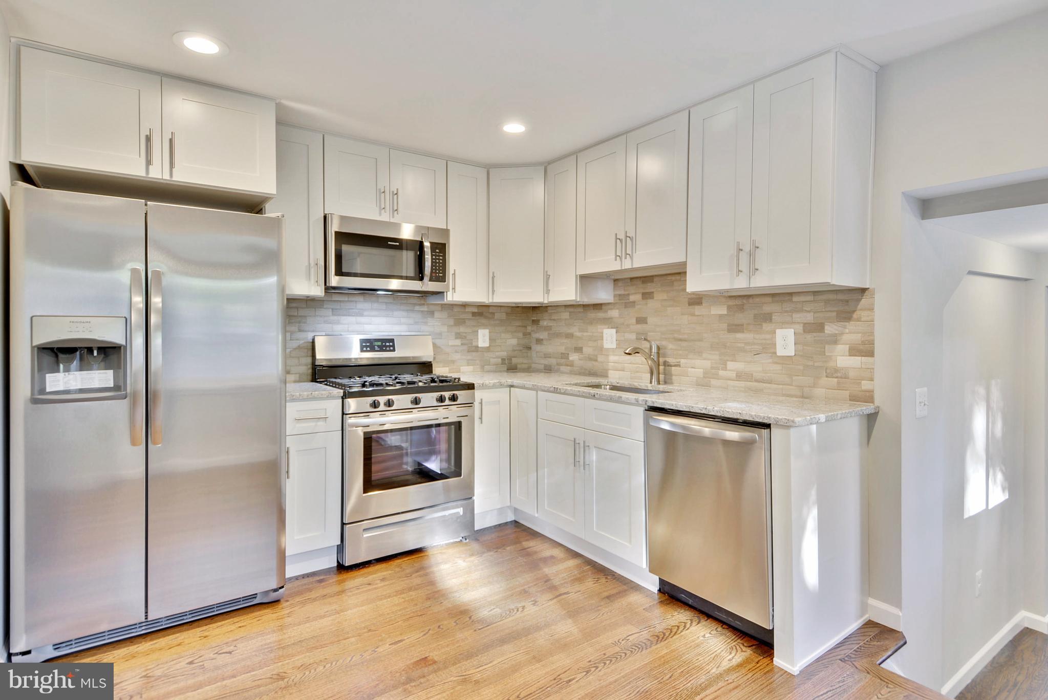 FOREST KNOLLS - Residential