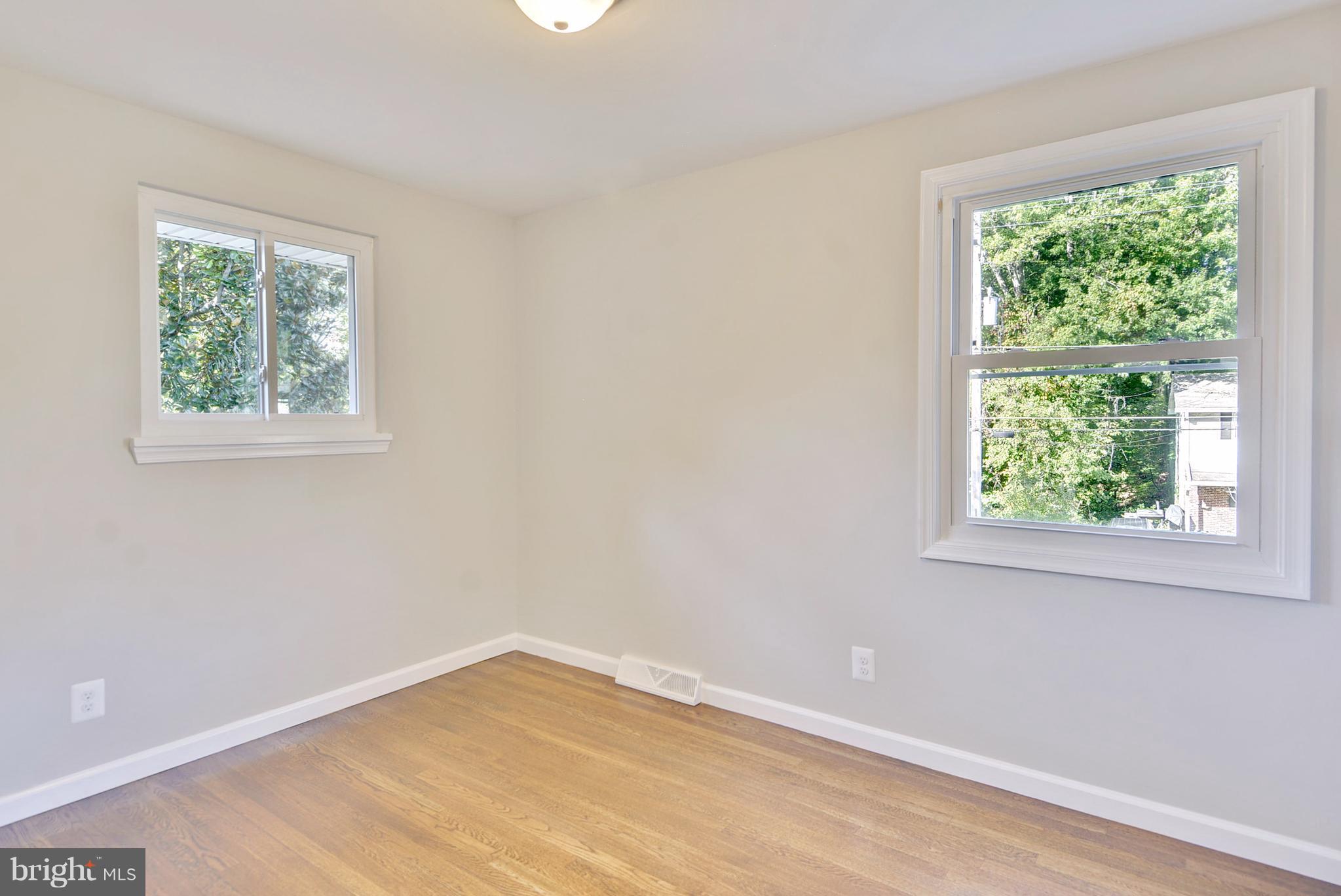 FOREST KNOLLS - Residential