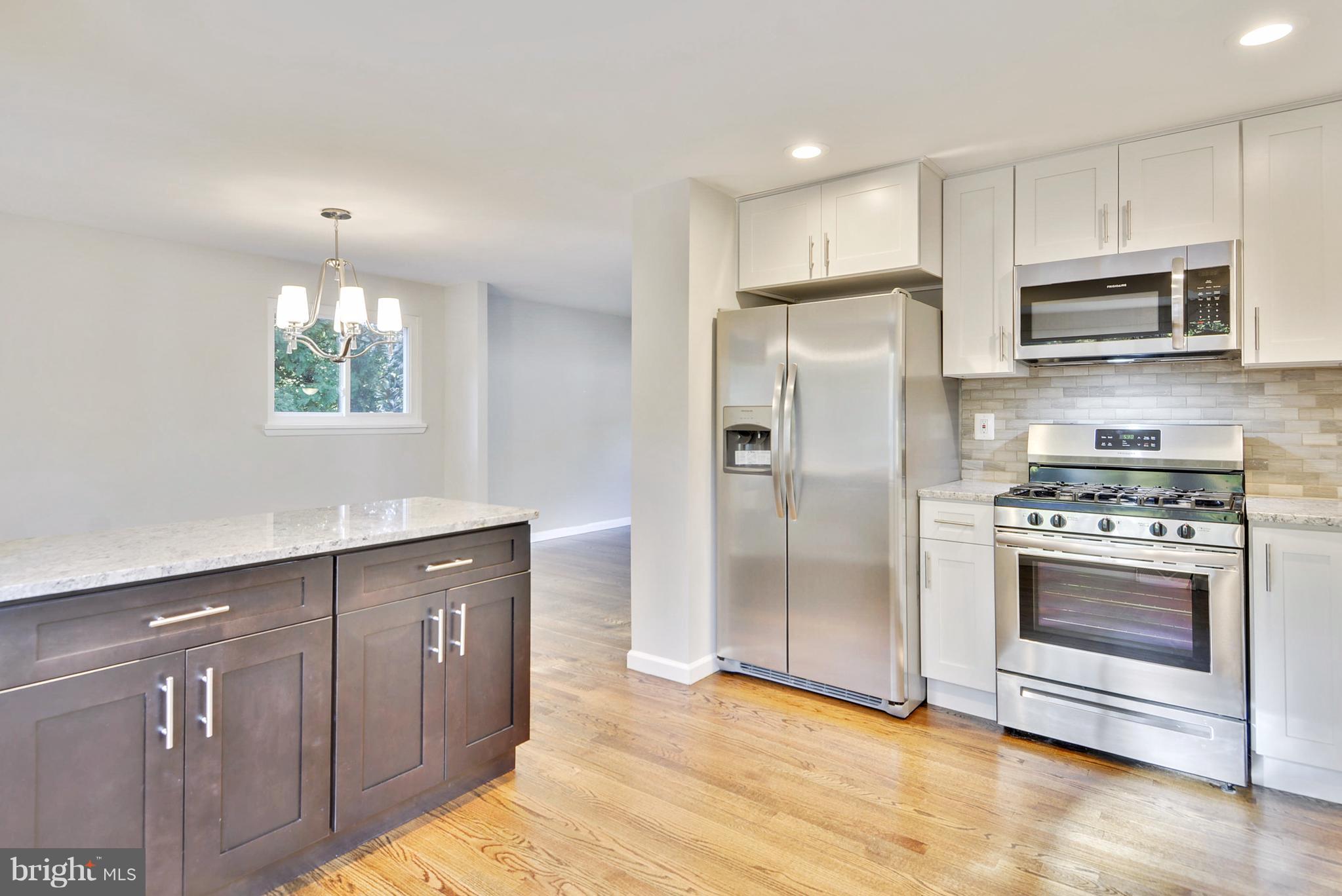 FOREST KNOLLS - Residential