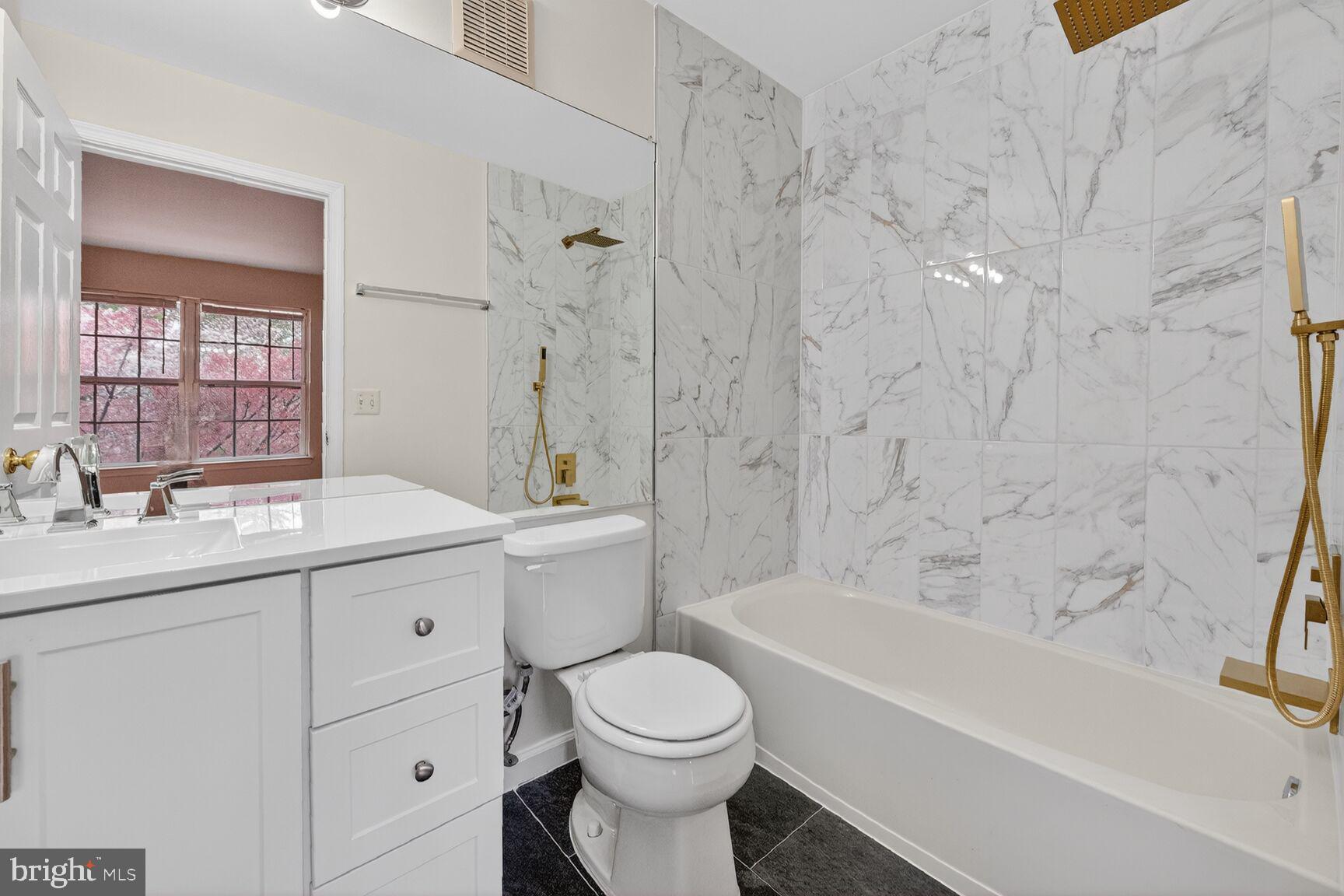 DOMINION STATION - Residential