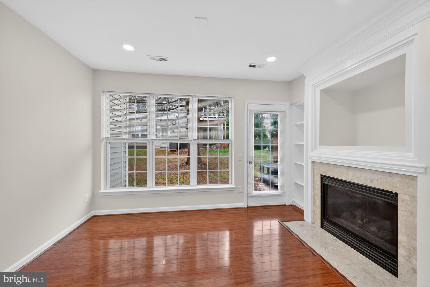 DOMINION STATION - Residential