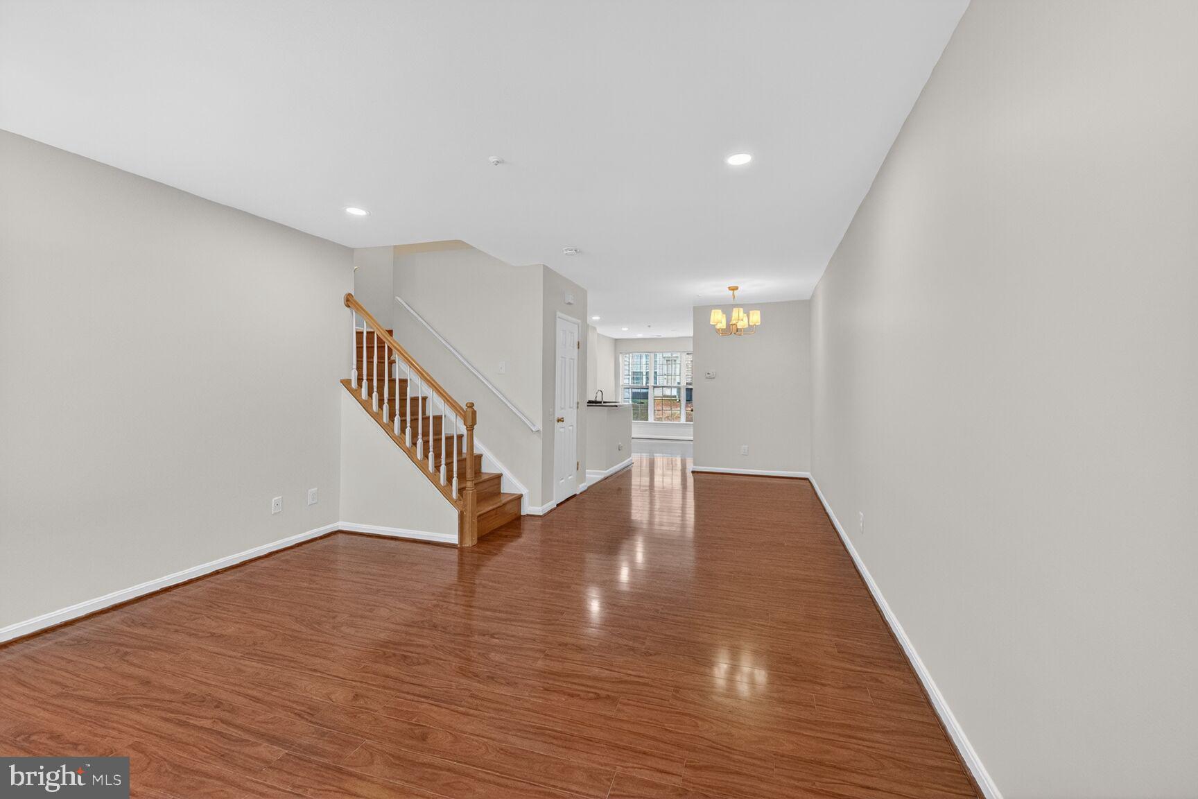 DOMINION STATION - Residential