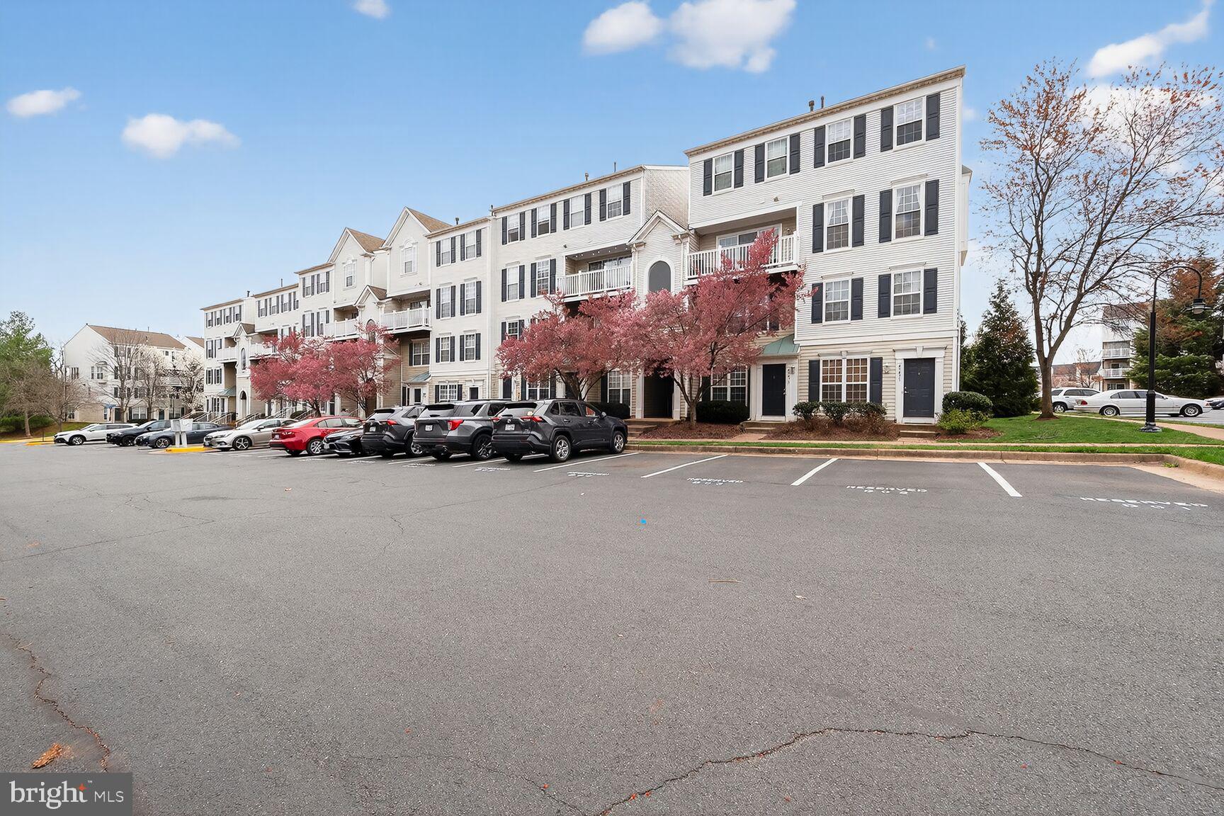 DOMINION STATION - Residential