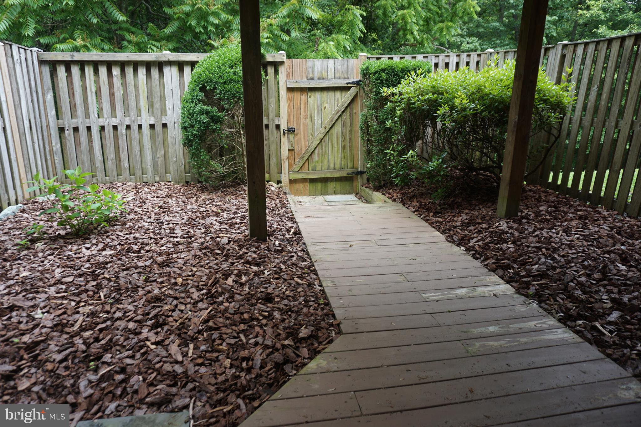 GUNNERS LAKE VILLAGE - Residential Lease