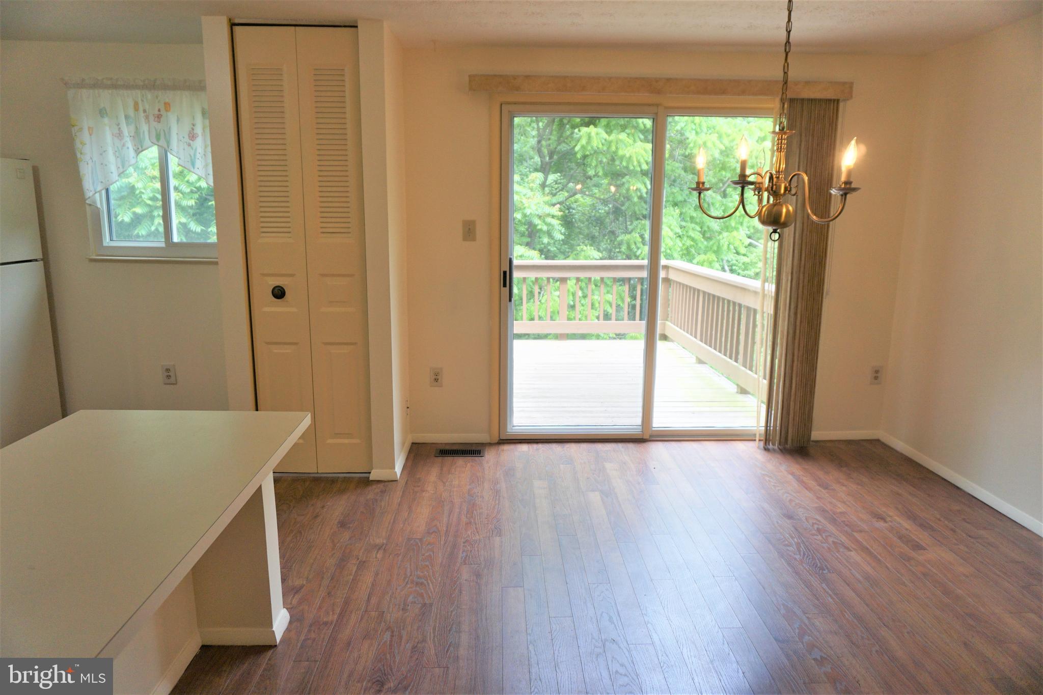 GUNNERS LAKE VILLAGE - Residential Lease