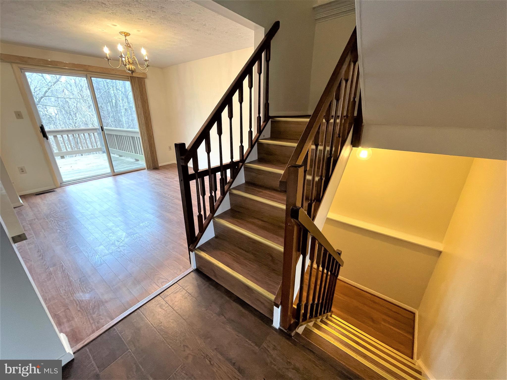 GUNNERS LAKE VILLAGE - Residential Lease