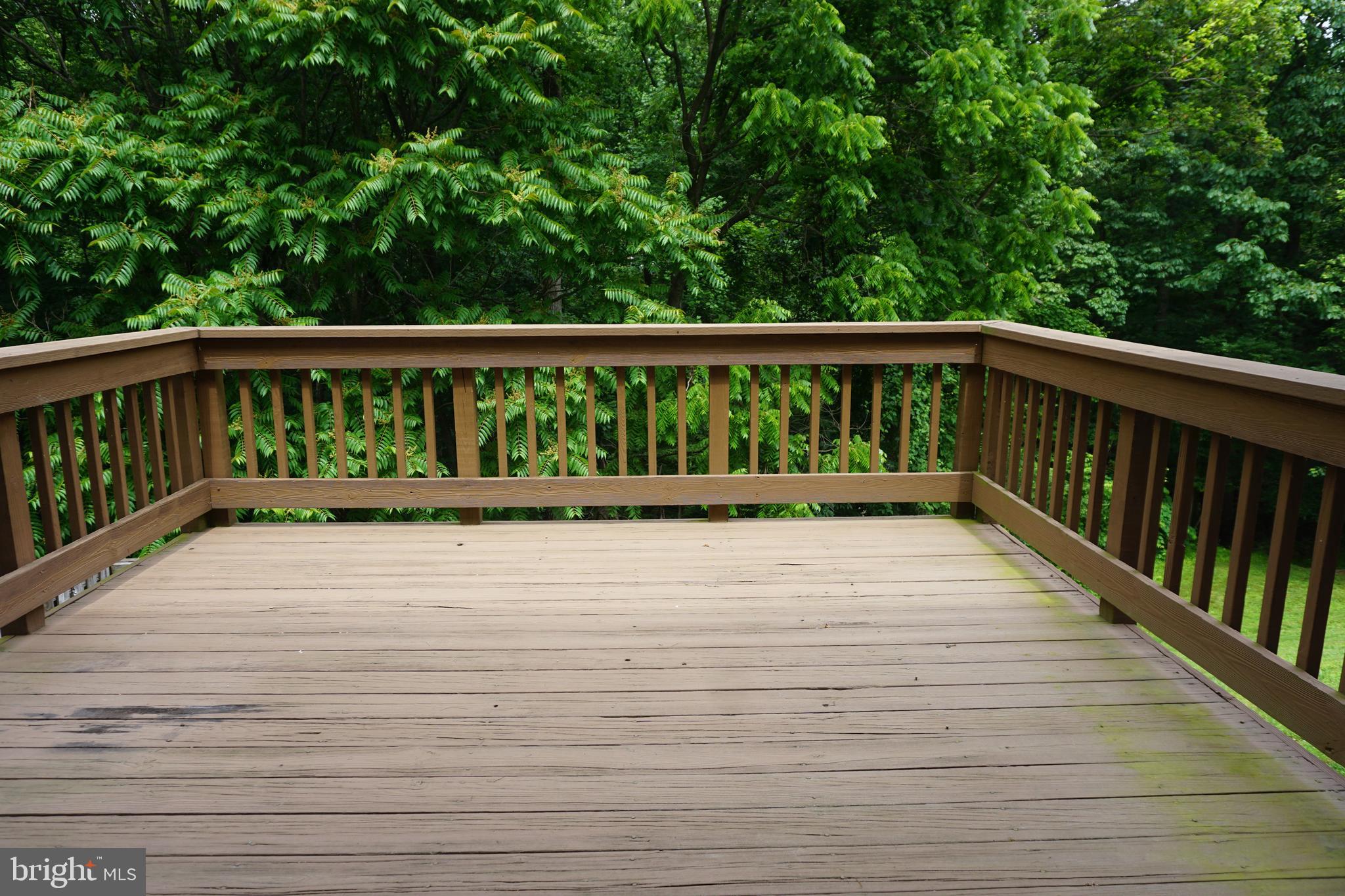 GUNNERS LAKE VILLAGE - Residential Lease