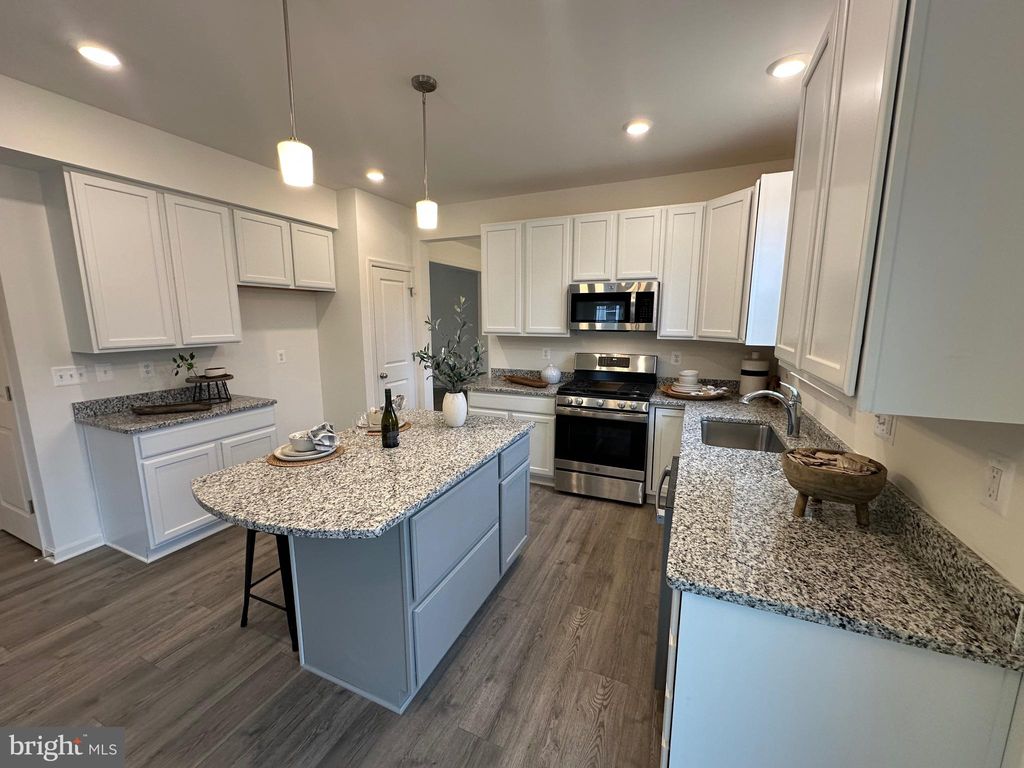 Photo of 3182 Old Dutch Lane, YORK, PA 17402 (MLS # PAYK2084262)