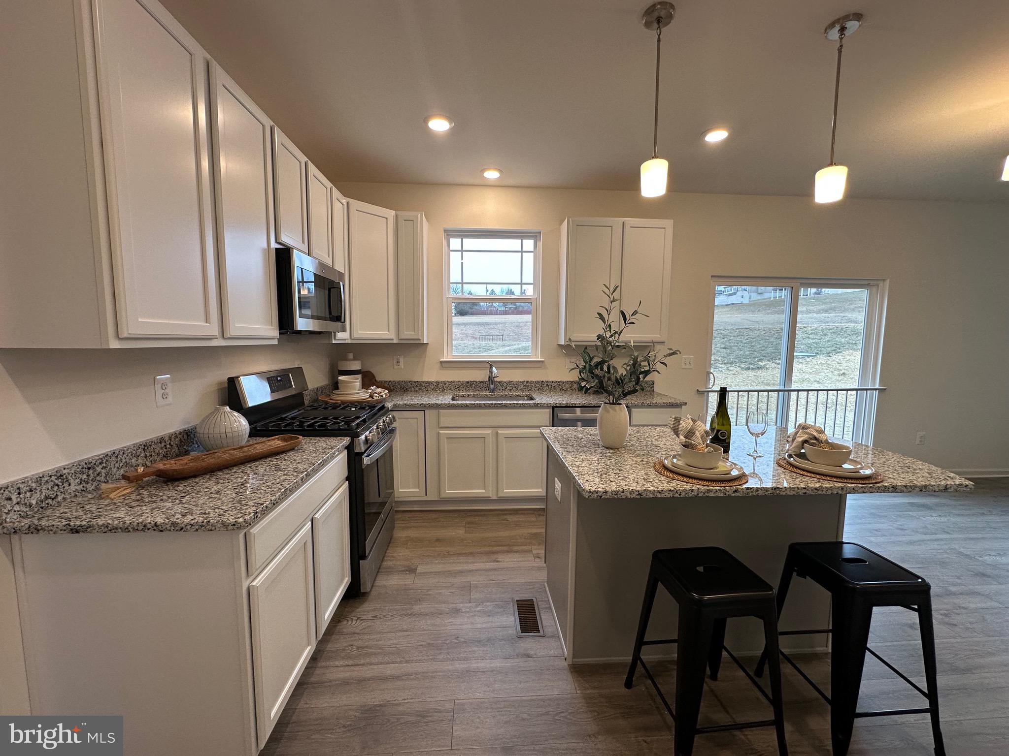 GREYSTONE PRESERVE - Residential