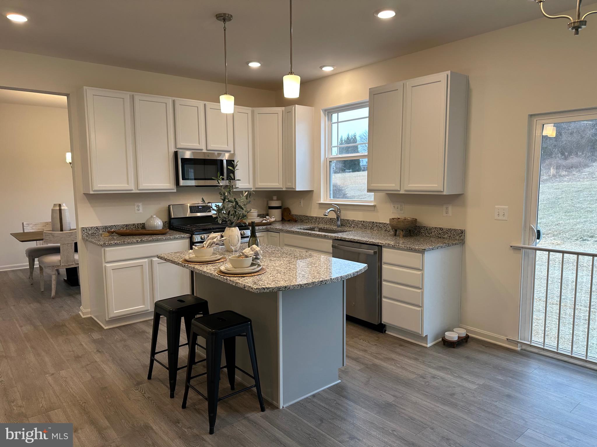 GREYSTONE PRESERVE - Residential