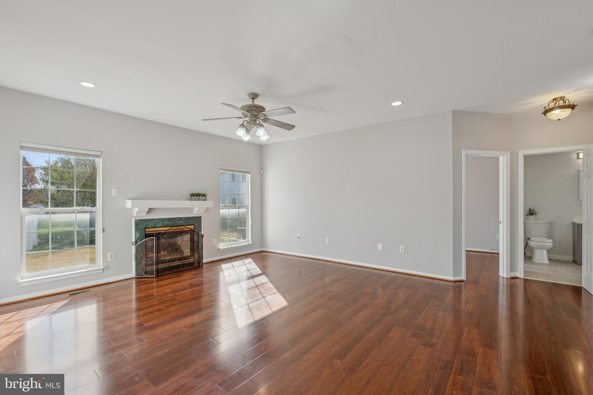 BLOOMS CROSSING - Residential