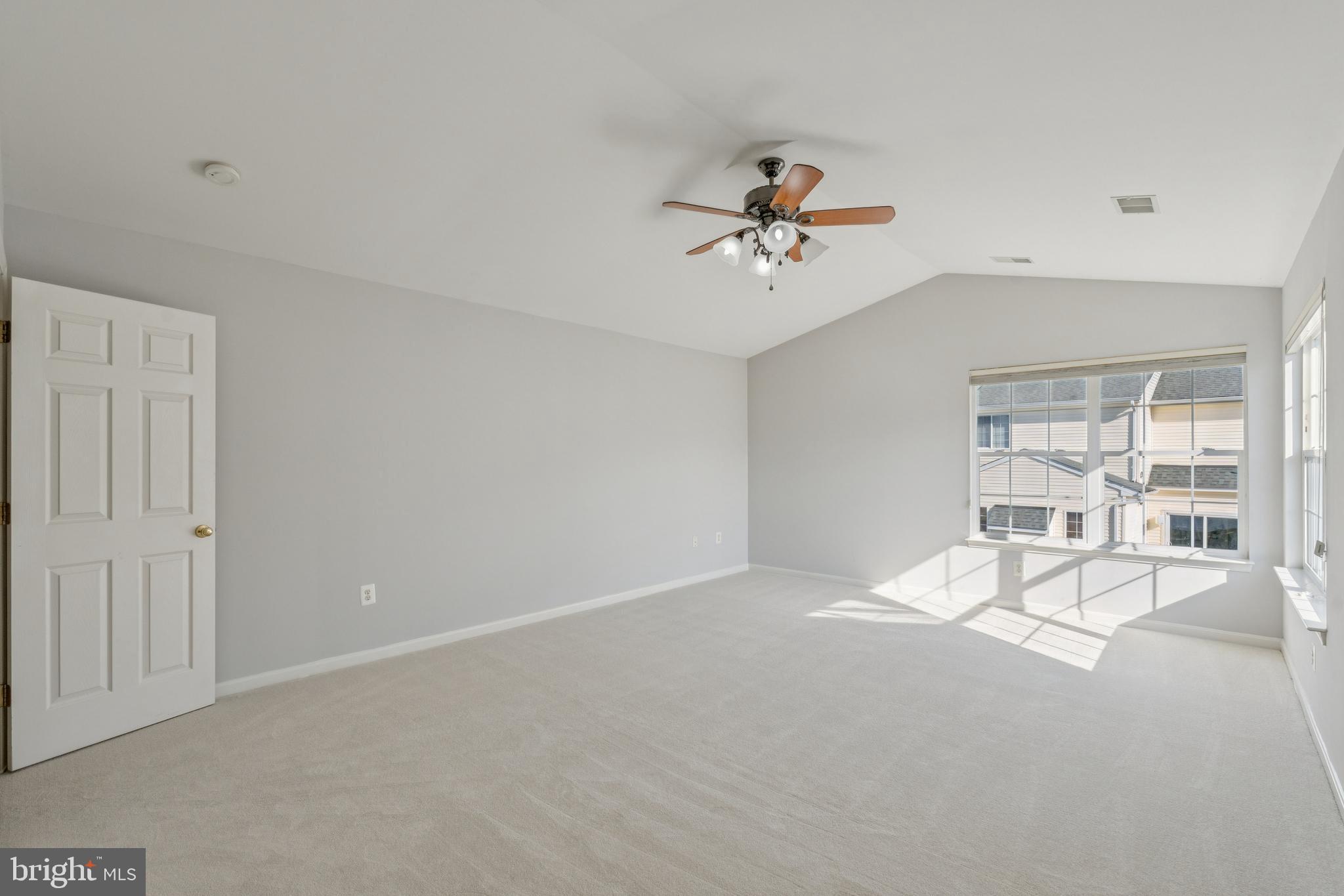 BLOOMS CROSSING - Residential