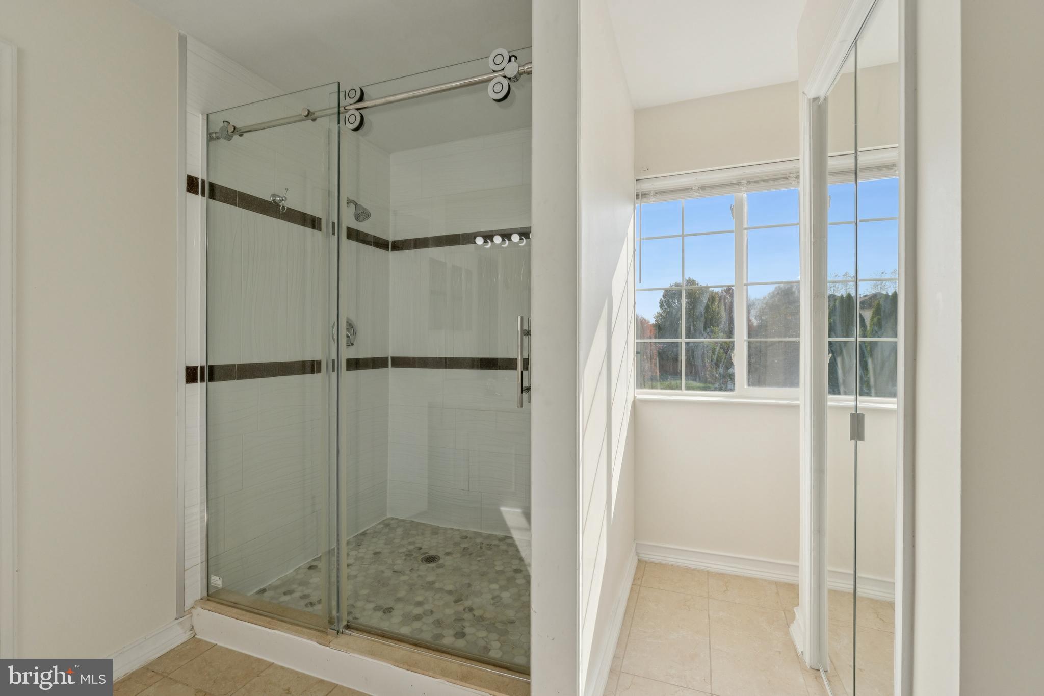 BLOOMS CROSSING - Residential