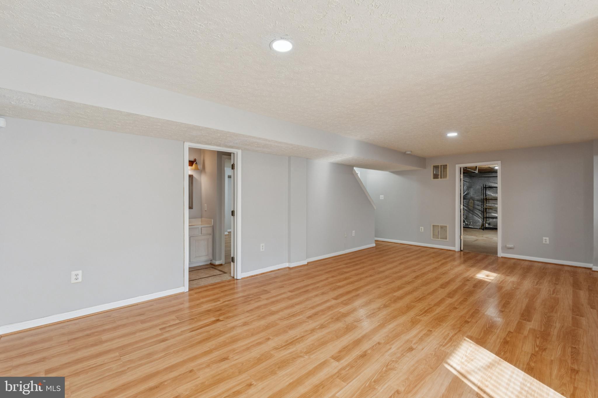 BLOOMS CROSSING - Residential