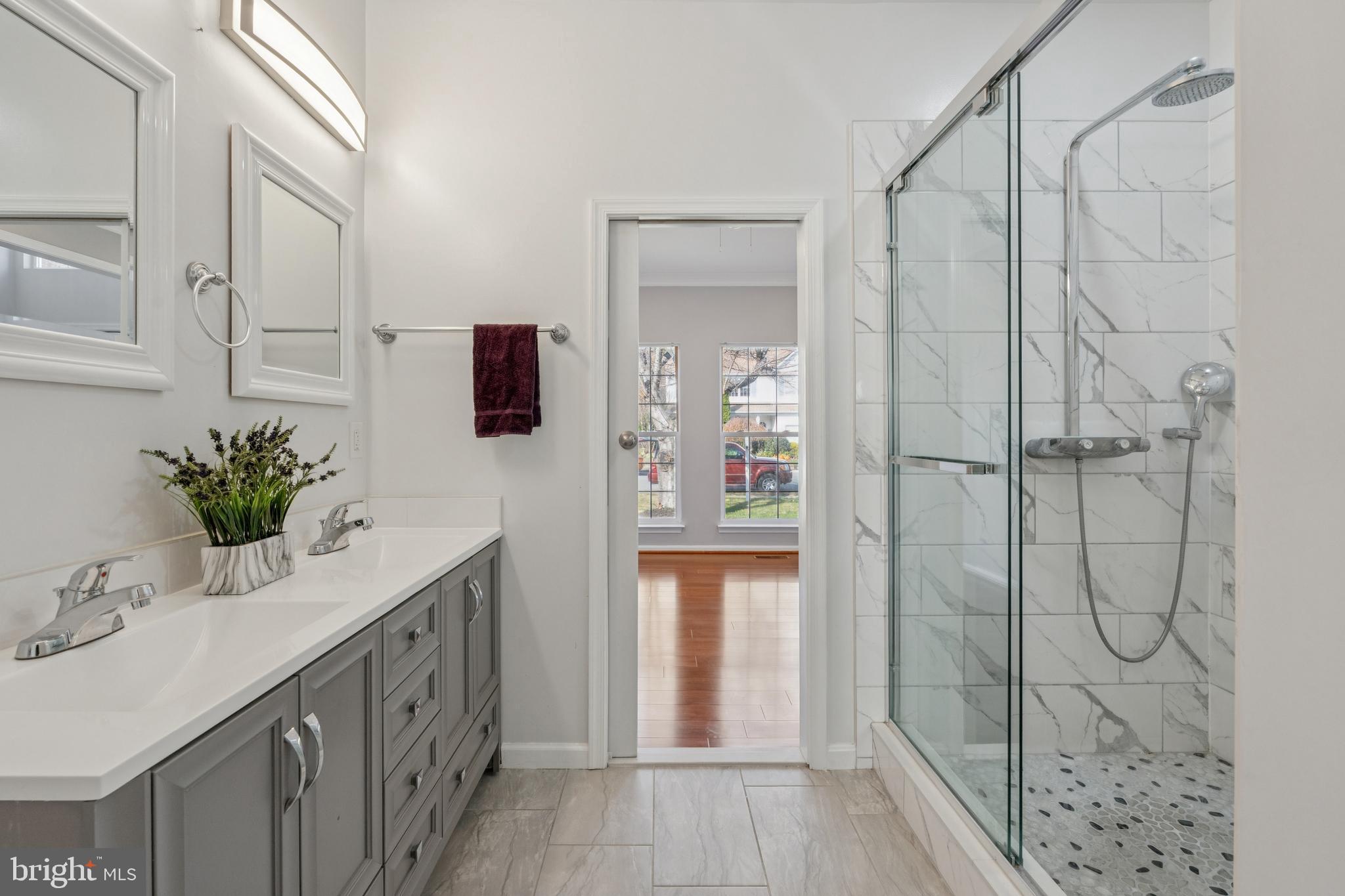 BLOOMS CROSSING - Residential