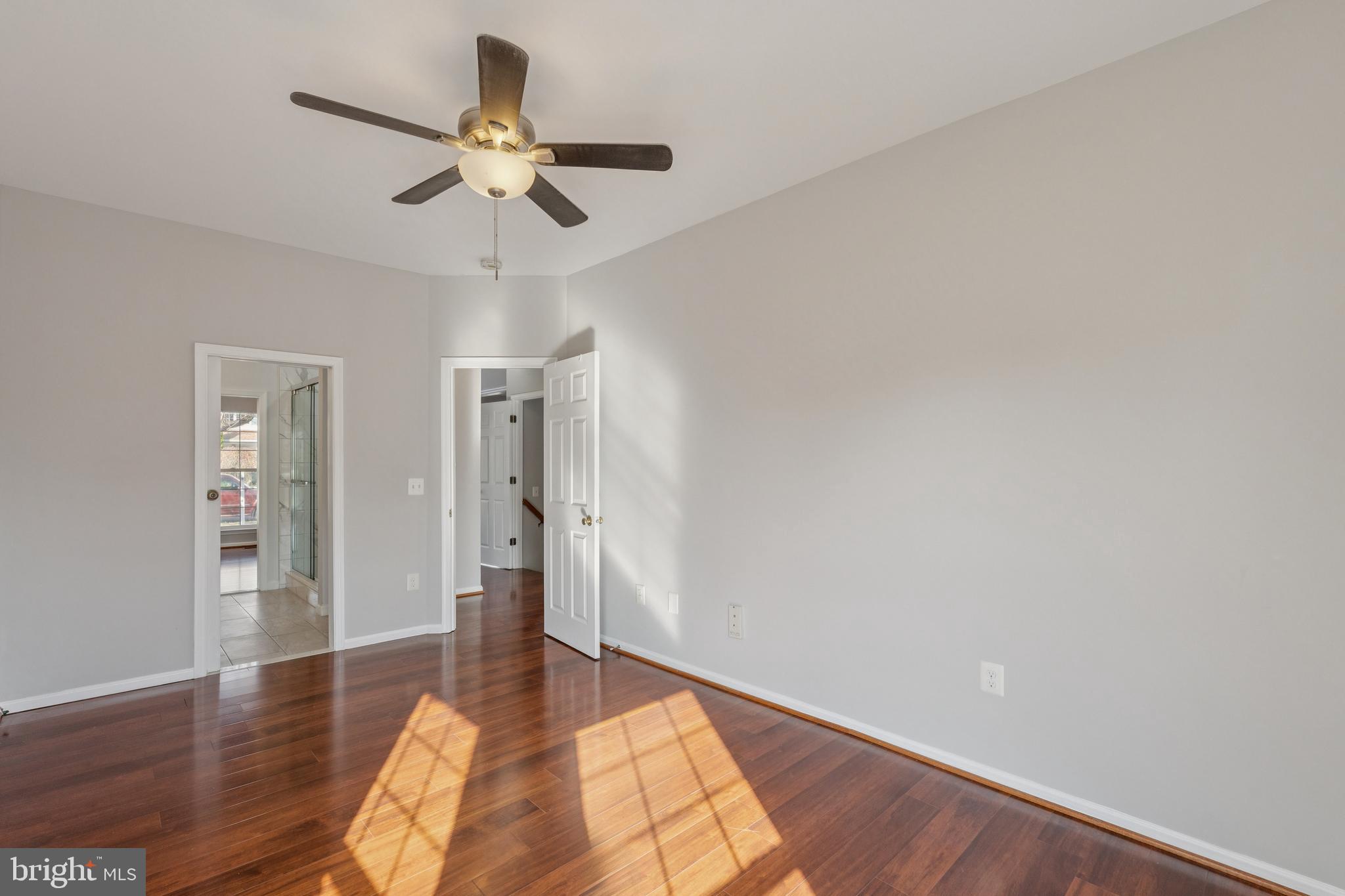 BLOOMS CROSSING - Residential