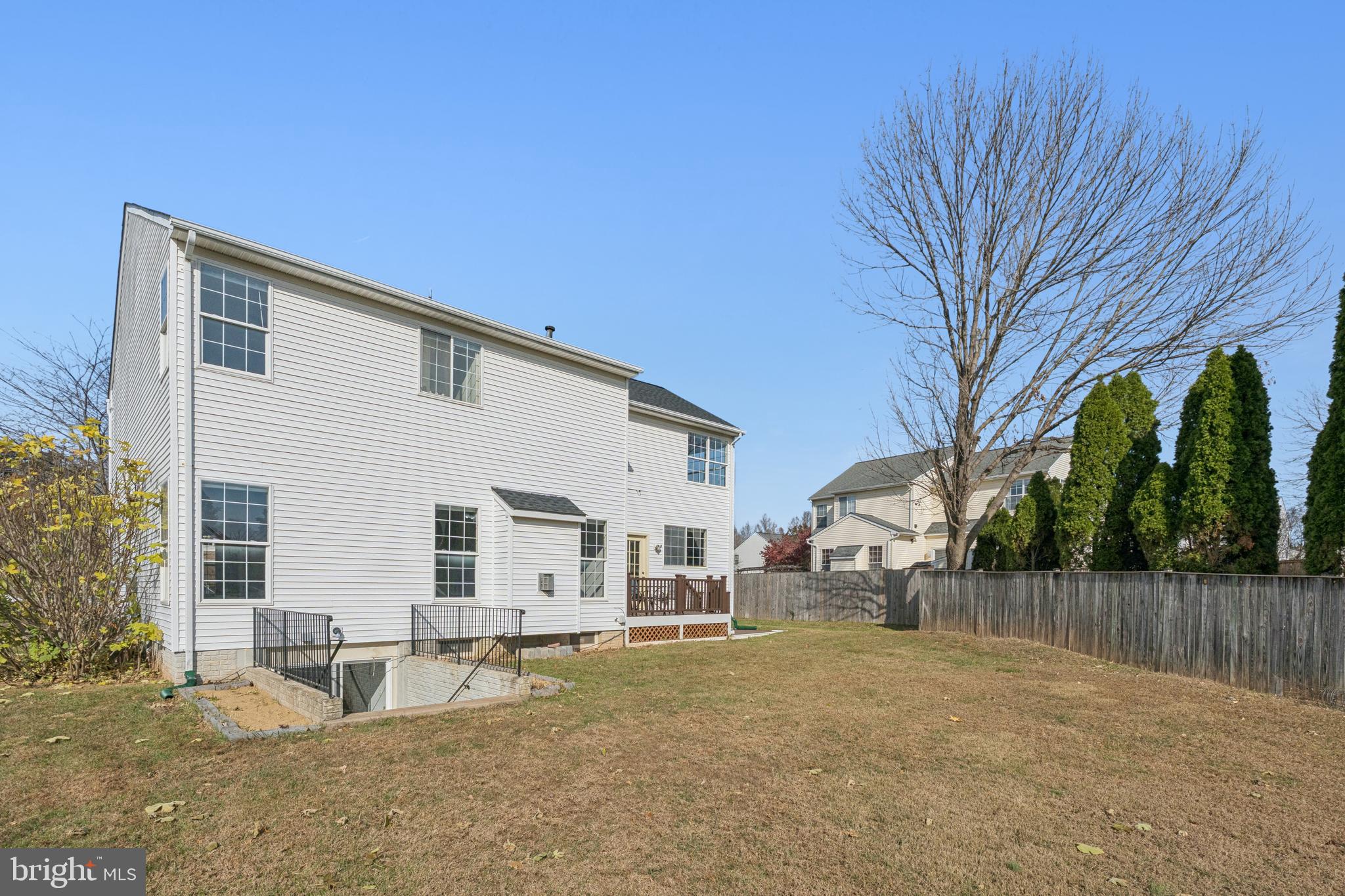 BLOOMS CROSSING - Residential