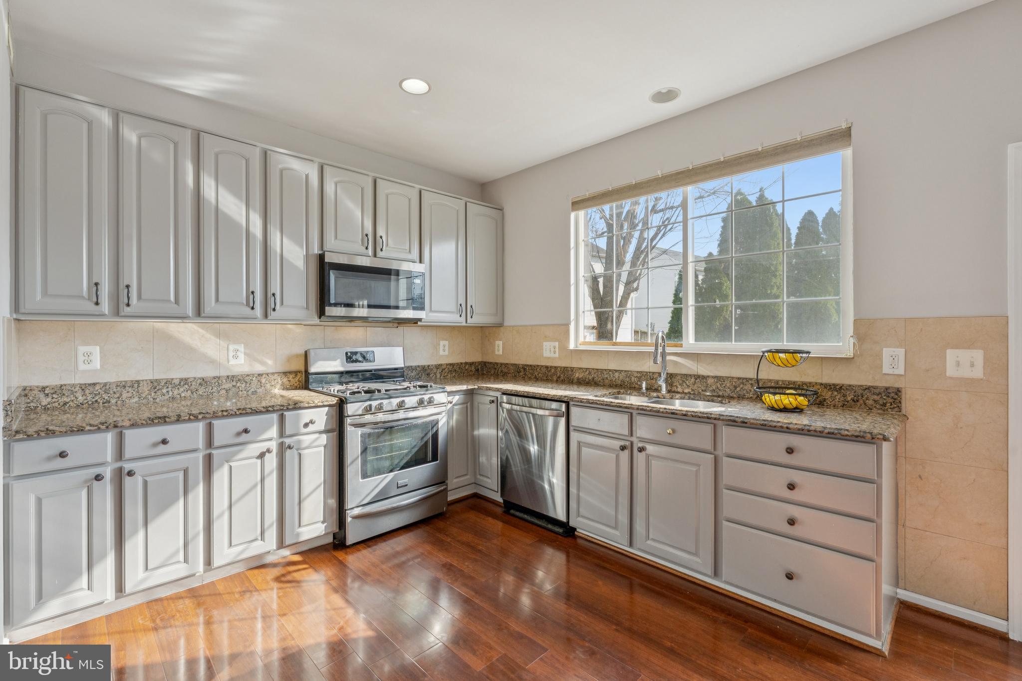 BLOOMS CROSSING - Residential