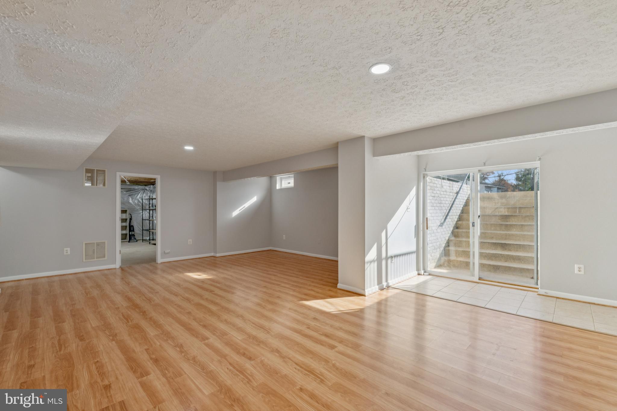 BLOOMS CROSSING - Residential