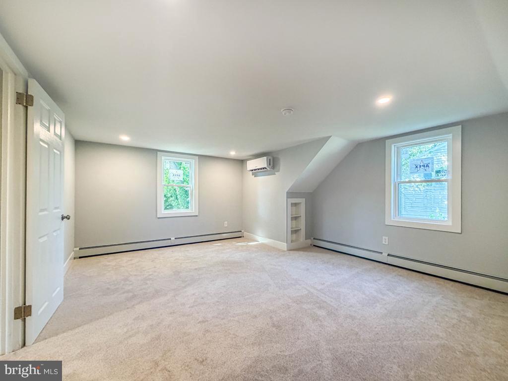 WEST BRISTOL - Residential