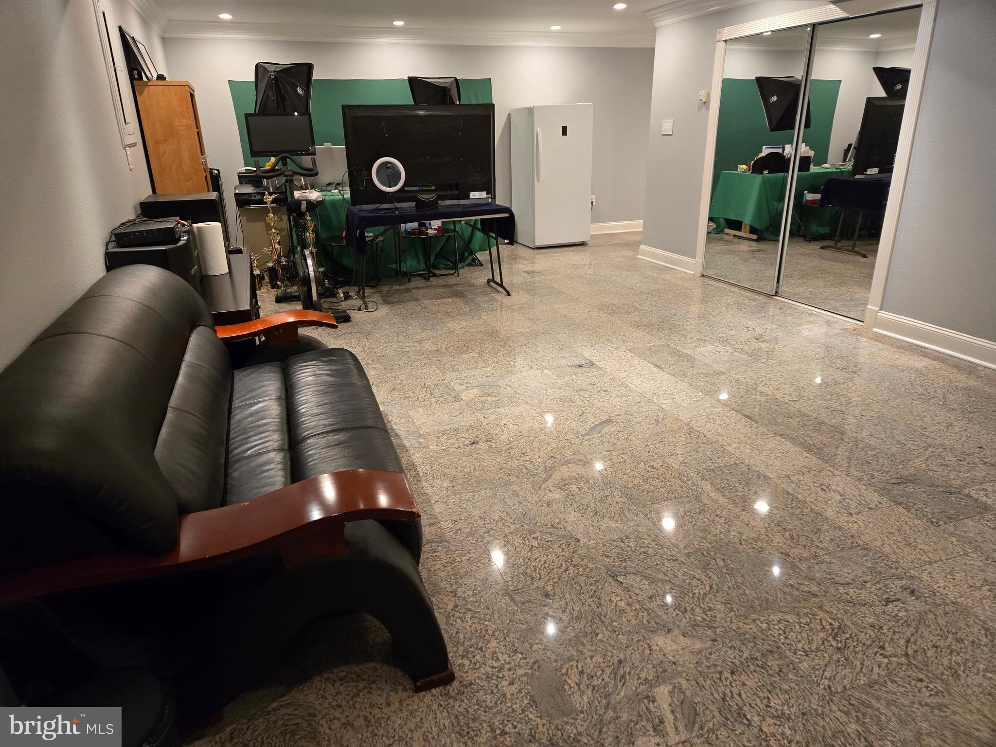 SENECA RIDGE - Residential