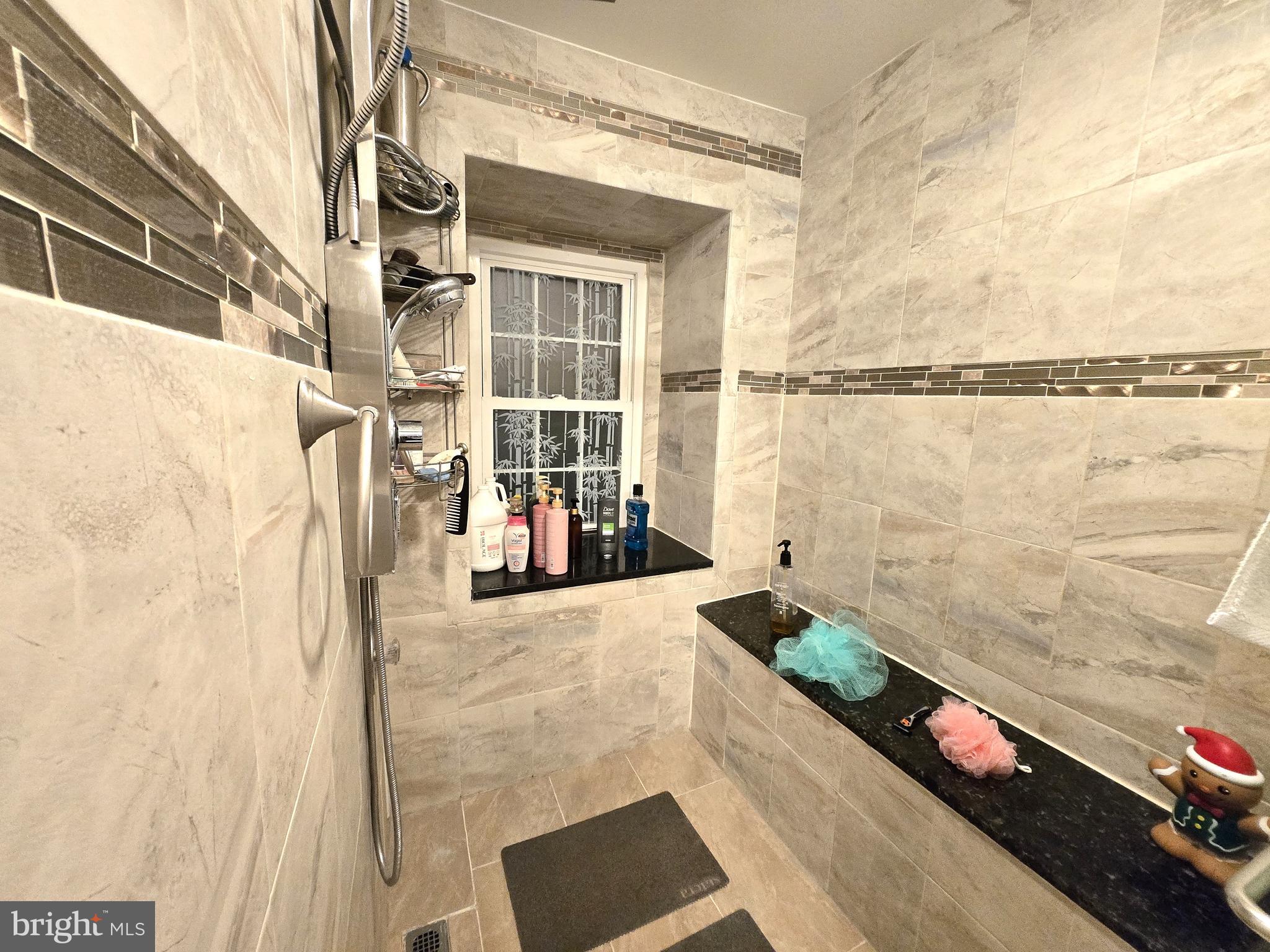 SENECA RIDGE - Residential