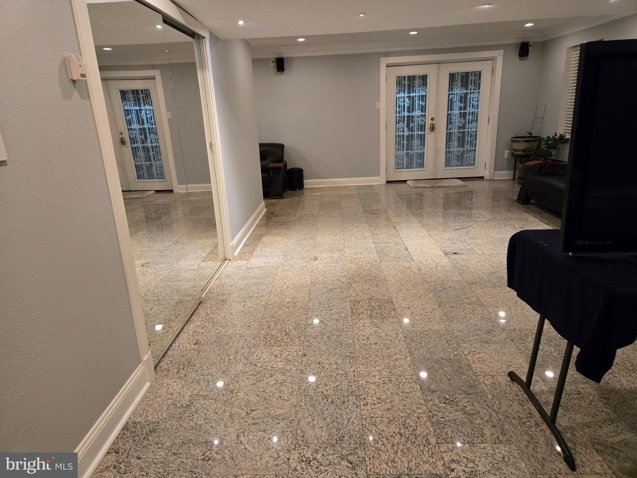 SENECA RIDGE - Residential