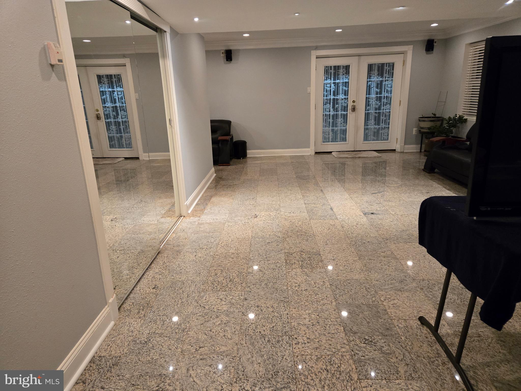 SENECA RIDGE - Residential