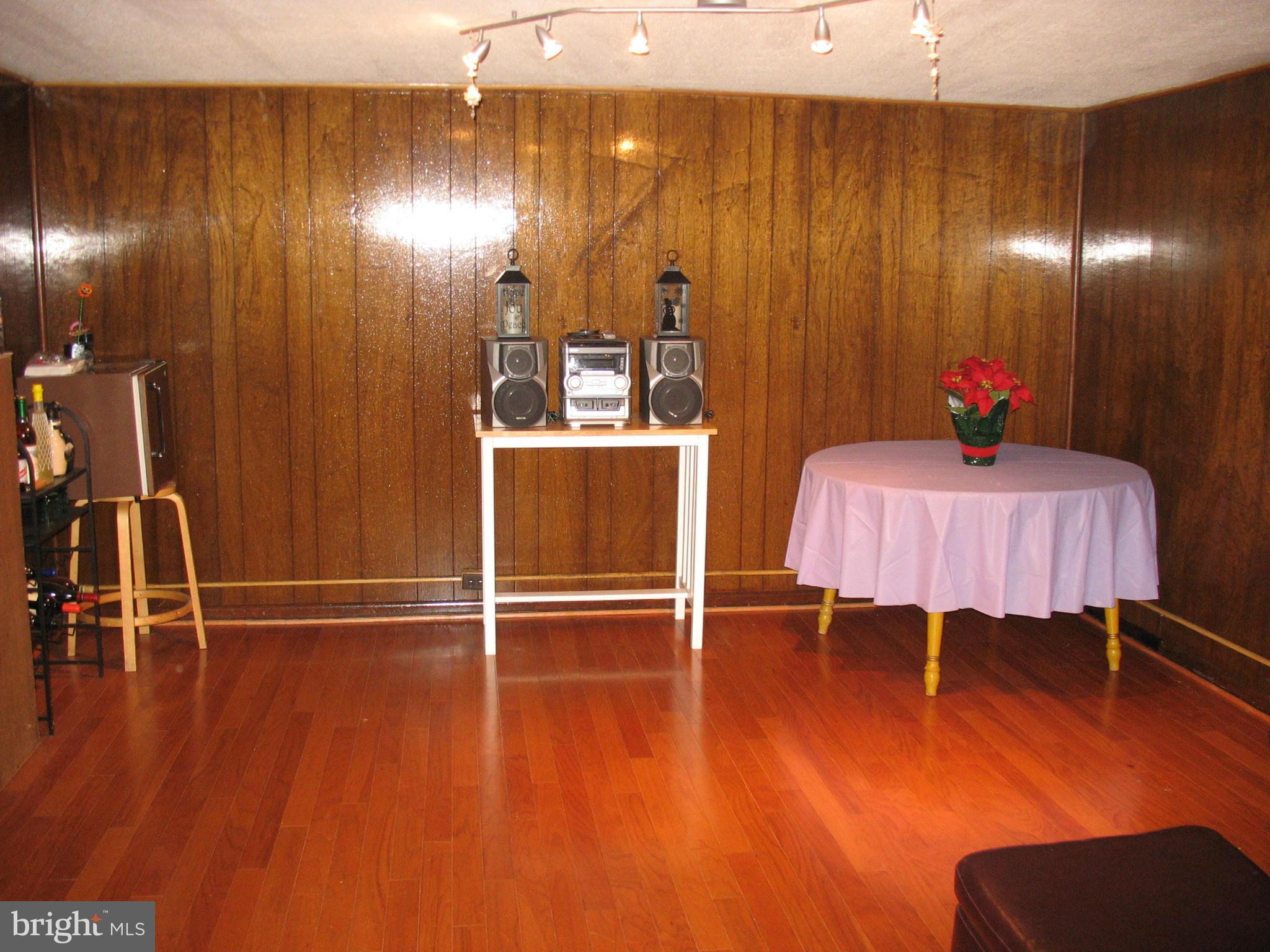 MARLOW HEIGHTS - Residential